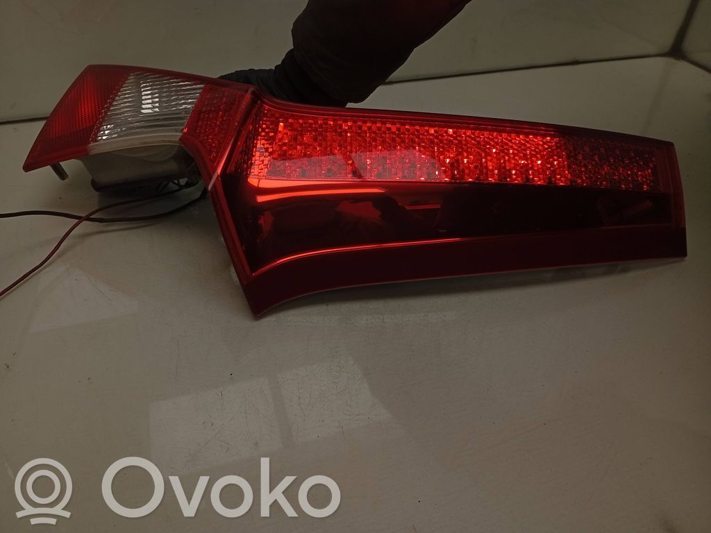 Volvo V70 Feux arrière sur hayon