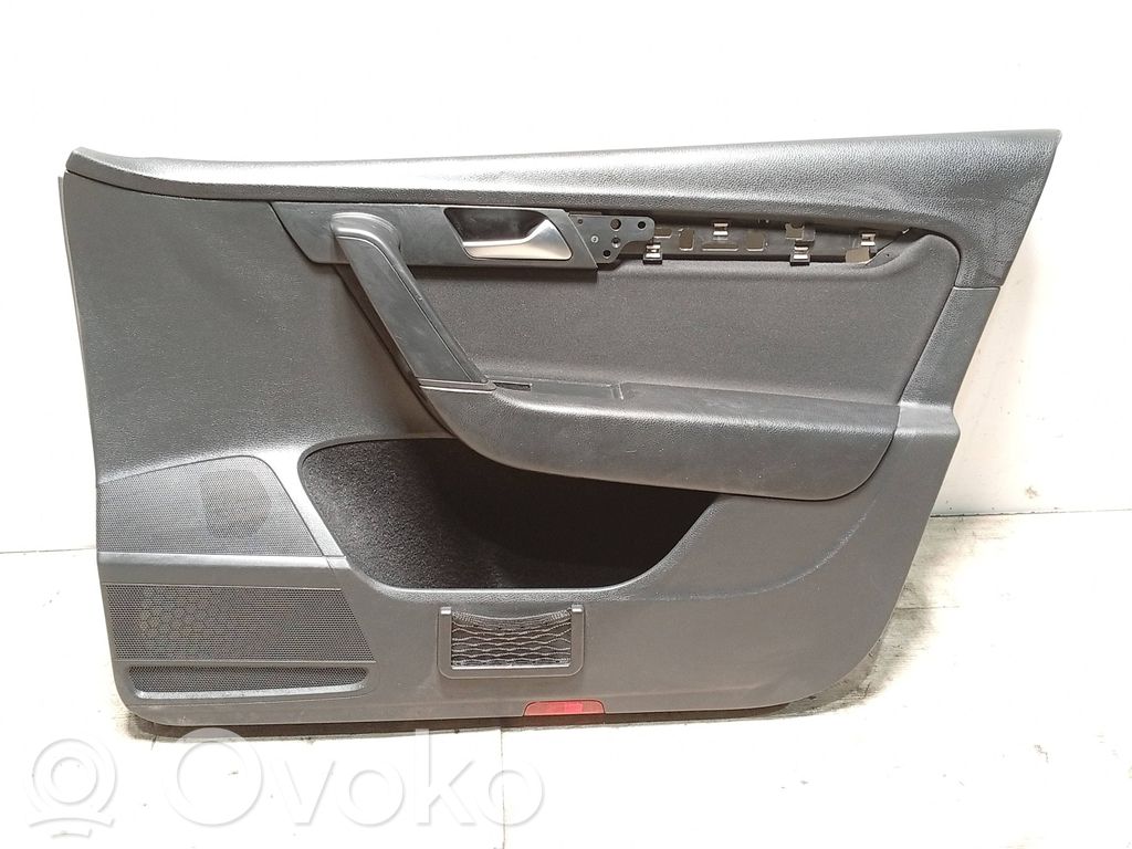 Volkswagen PASSAT B7 Rivestimento del pannello della portiera anteriore 