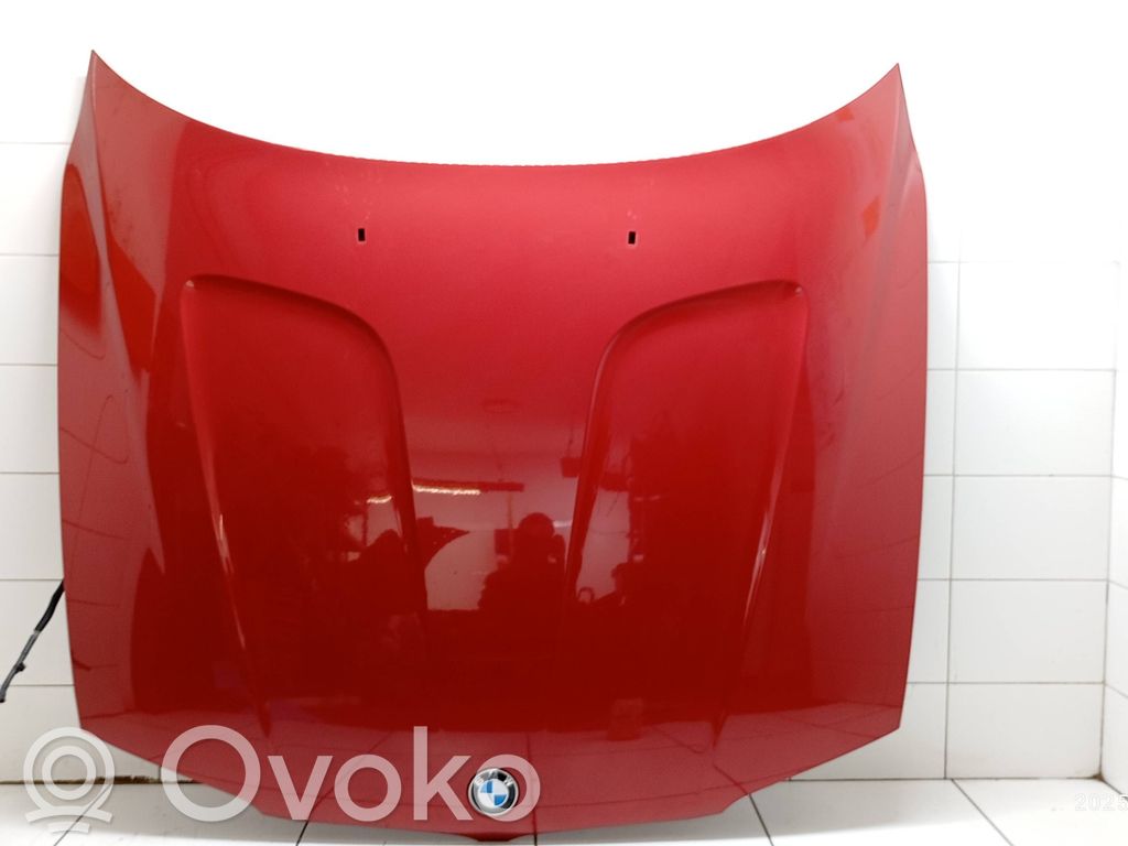 Couvercle, capot moteur
