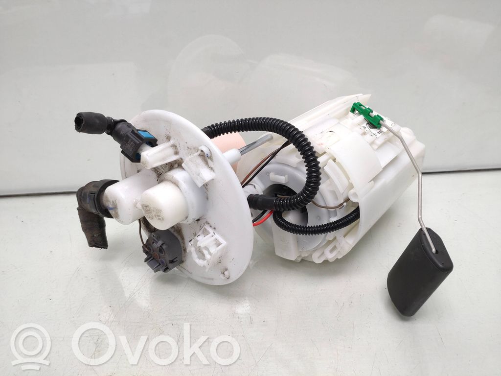 KIA Xceed Bomba interna de combustible 