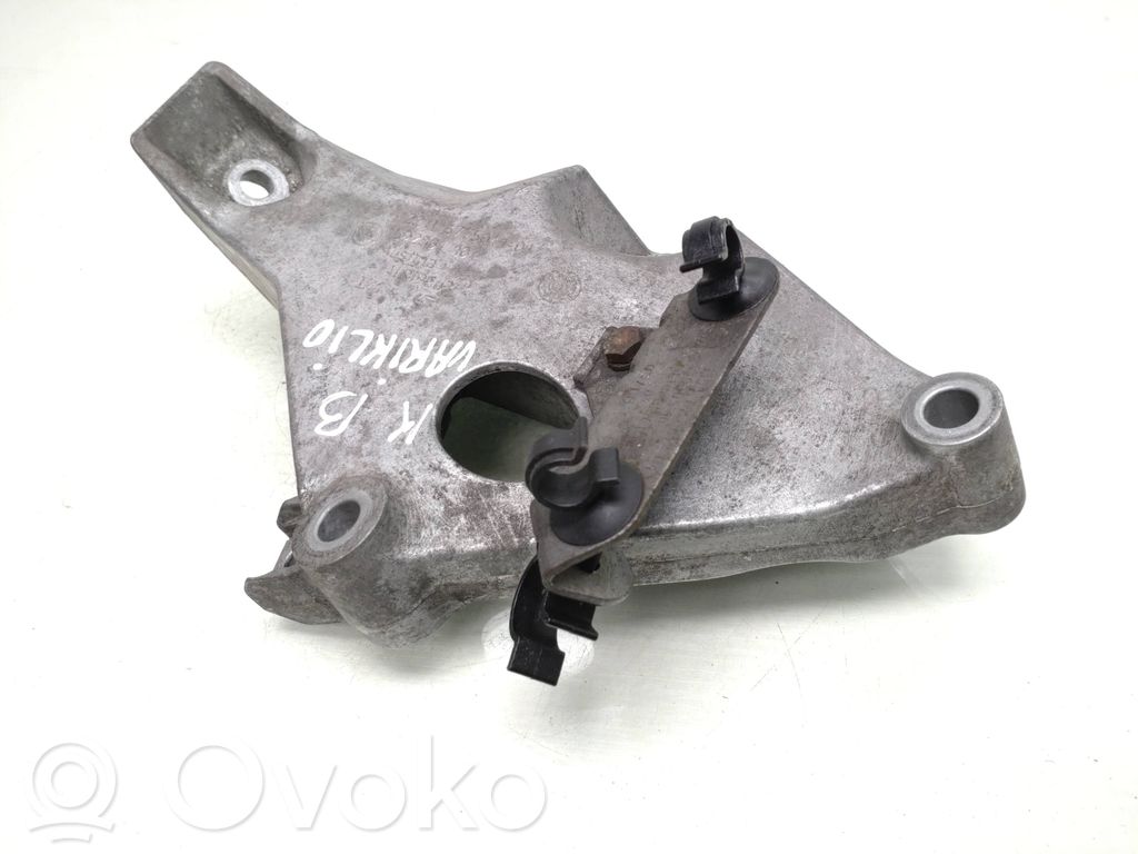BMW 1 E81 E87 Engine mounting bracket 