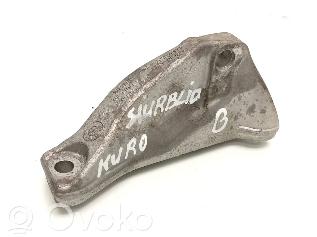 Soporte de la bomba de combustible   7804376