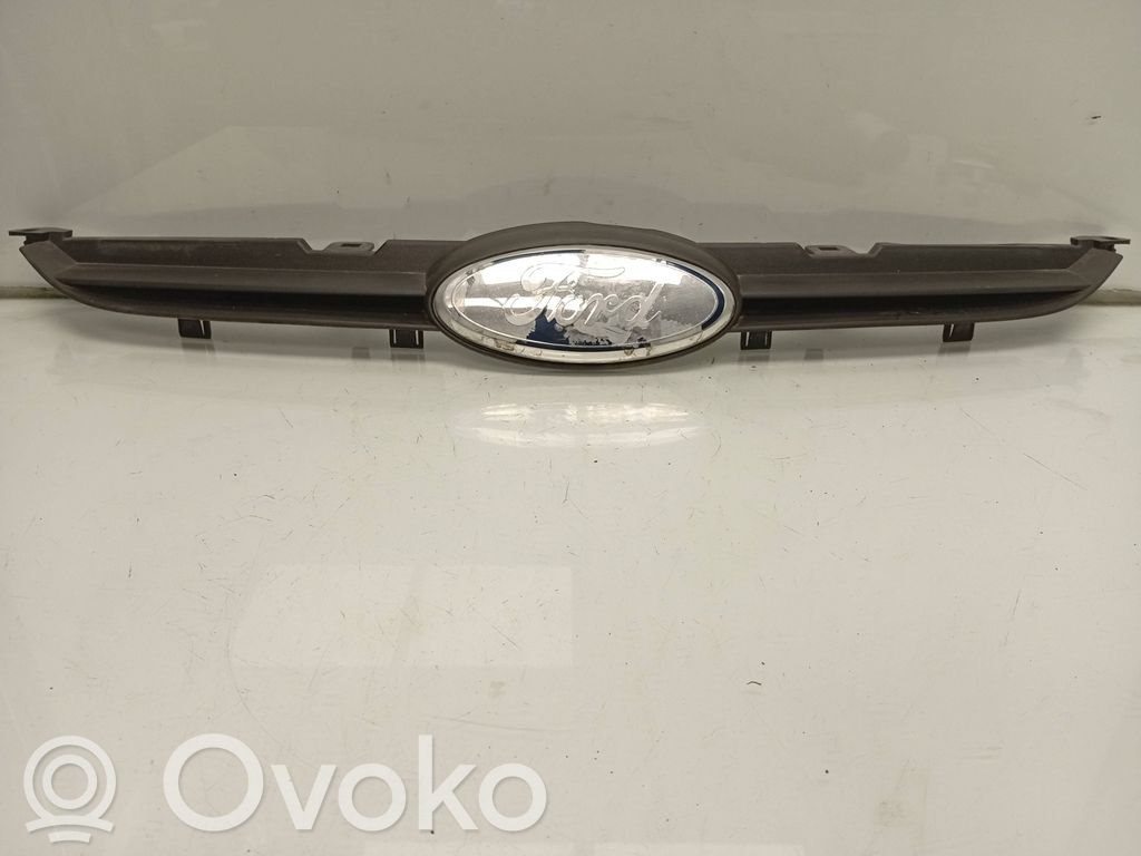 Ford Fiesta Etusäleikkö 