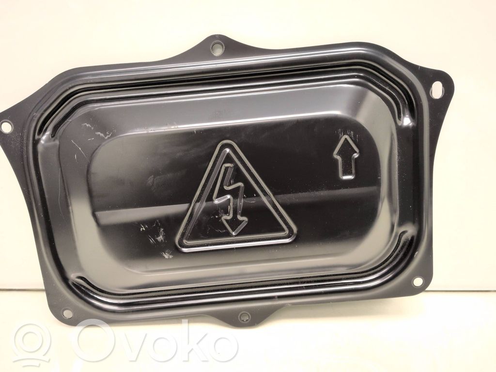 Autres pièces compartiment moteur
