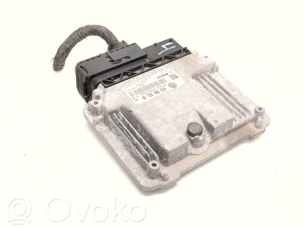 Skoda Superb B6 (3T) Engine control unit/module 