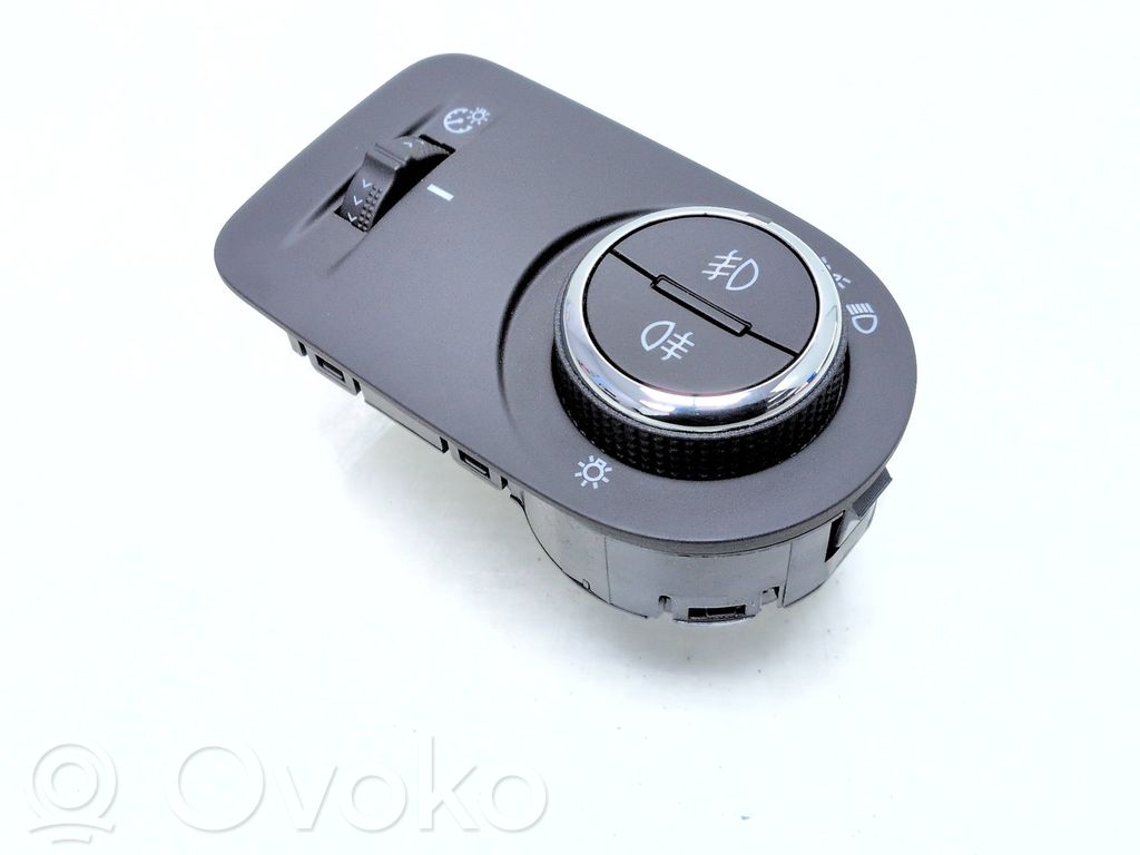 Opel Grandland X Interruptor de luz 