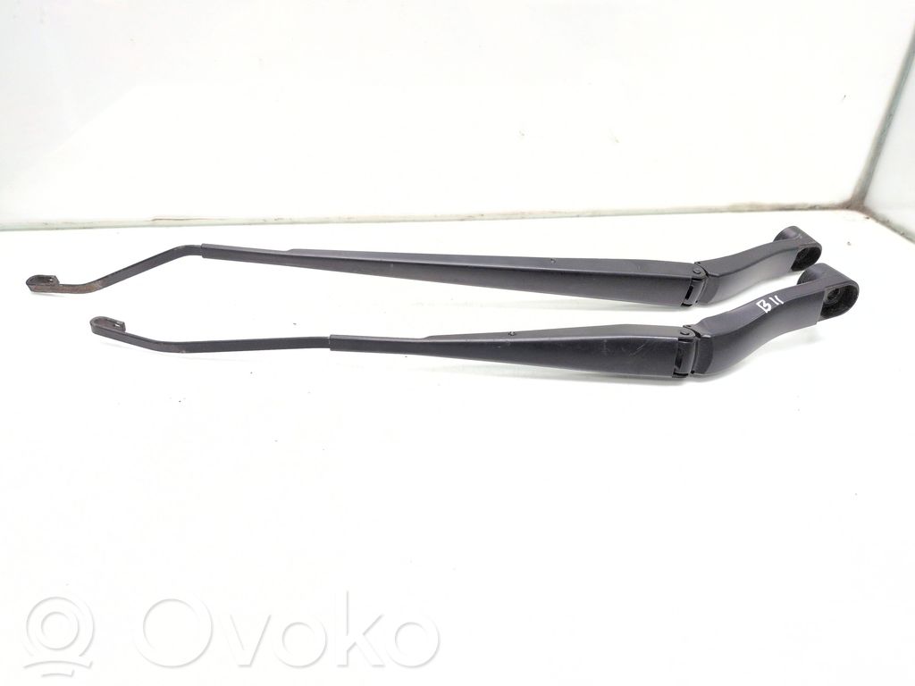 Opel Insignia B Ramię wycieraczki szyby przedniej / czołowej 