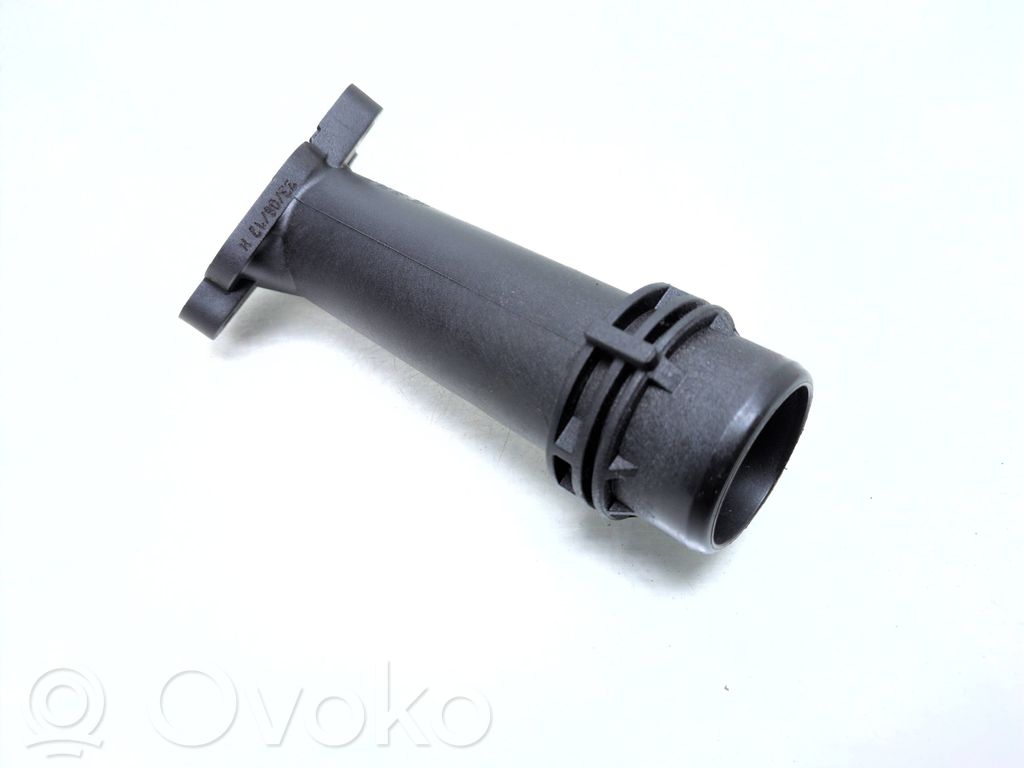 BMW 1 F20 F21 Tubo flessibile del liquido di raffreddamento del motore 