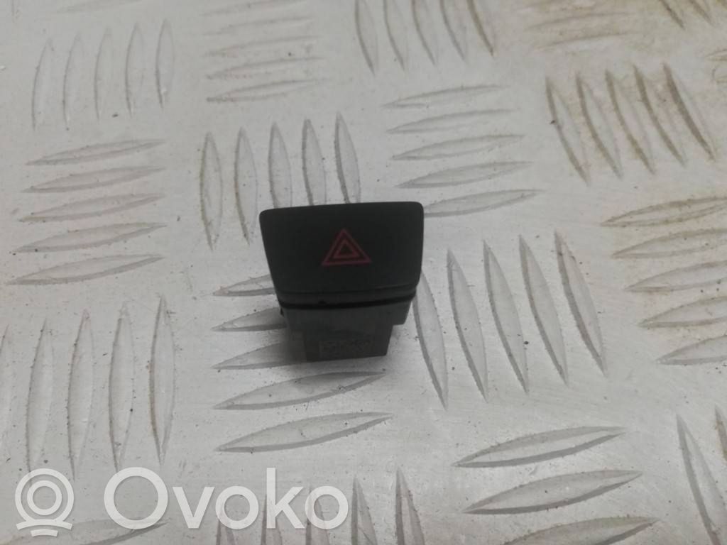 Ford Fiesta Hazard light switch 