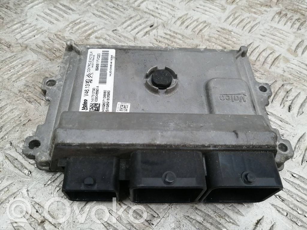 Peugeot 108 Engine control unit/module 