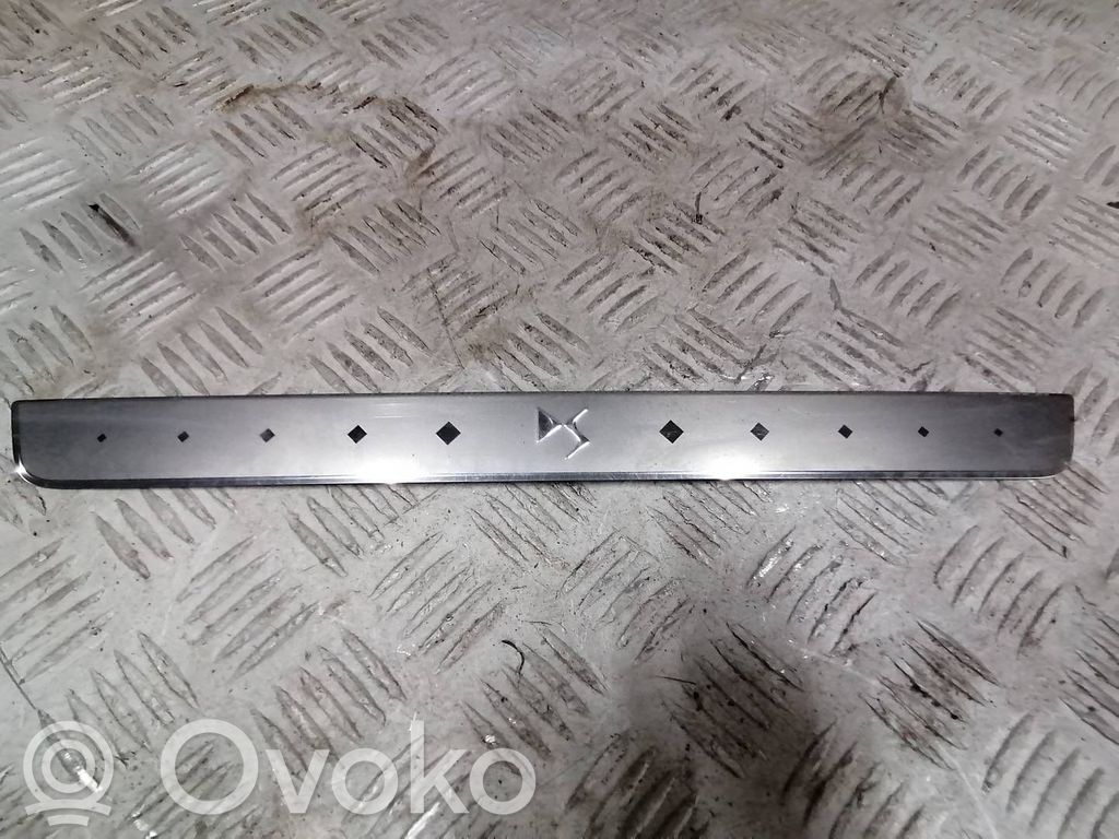 Listwa progowa przednia / nakładka   98228142DX,D34DEL0,S1319