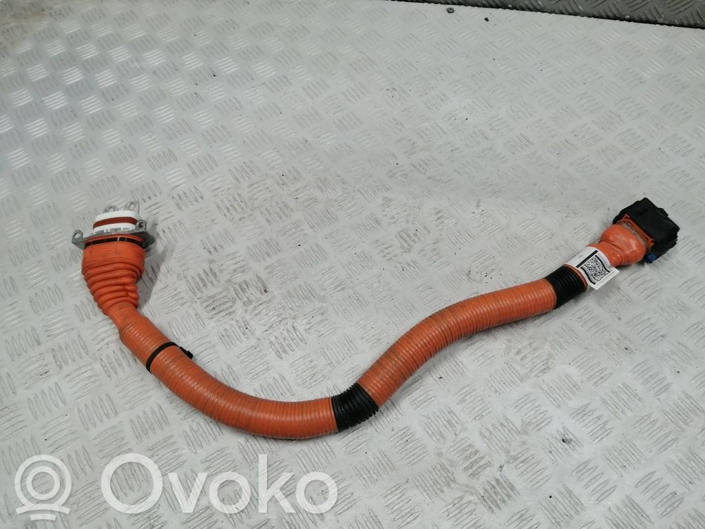 Renault Megane E-Tech Moottorin asennusjohtosarja 