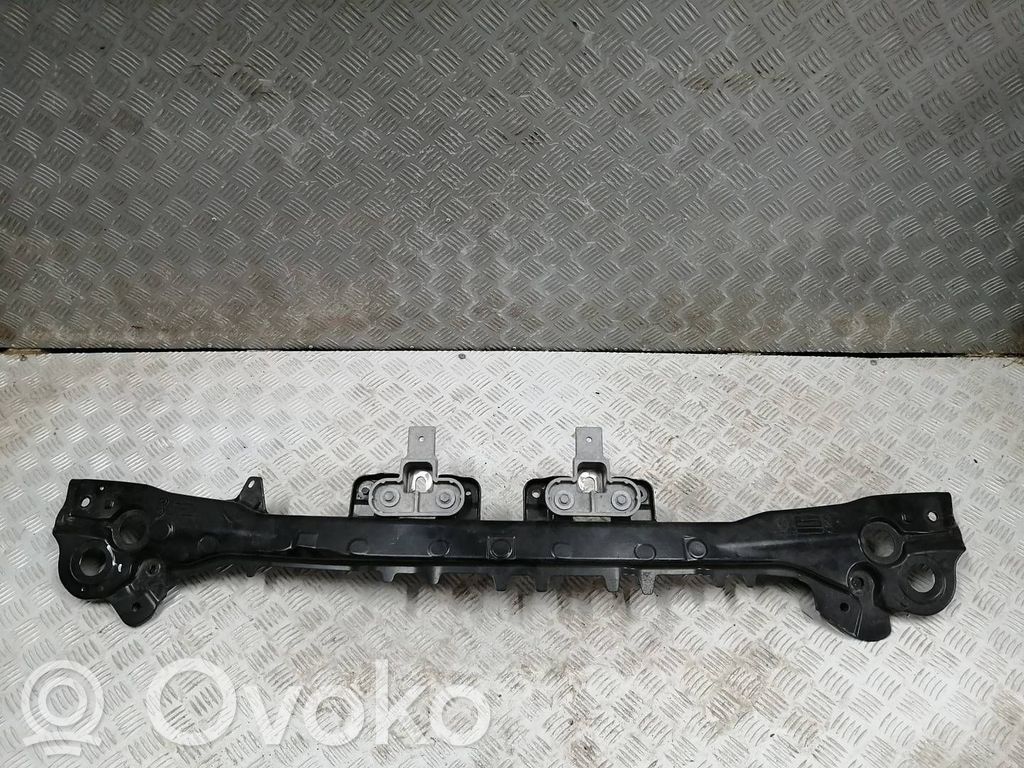 Renault Megane E-Tech Ohjauksen hammastangon kannake 