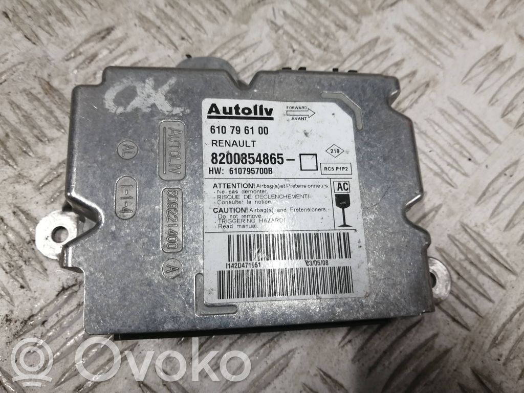 Renault Clio III Unitate/modul de comandă airbaguri 