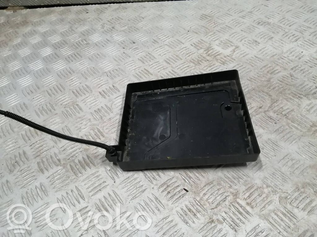 Akumuliatoriaus dėžė   244284989R,121297PS