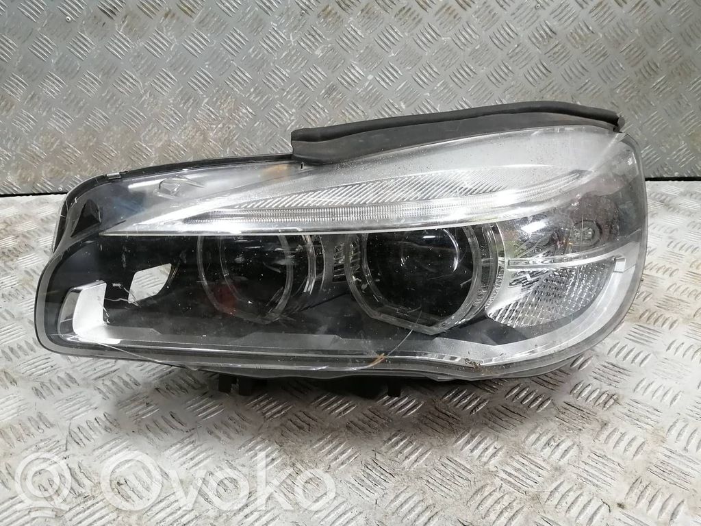 BMW 2 F46 Scheinwerfer 