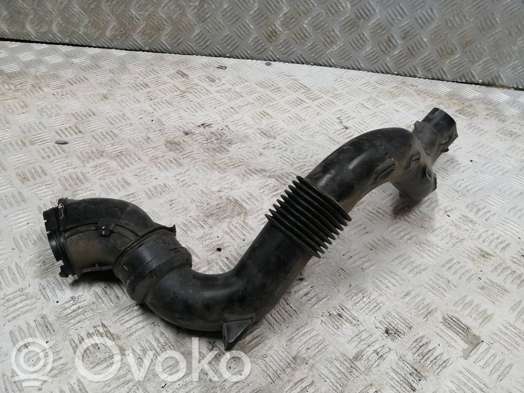 Renault Dacia Duster Parte del condotto di aspirazione dell'aria 