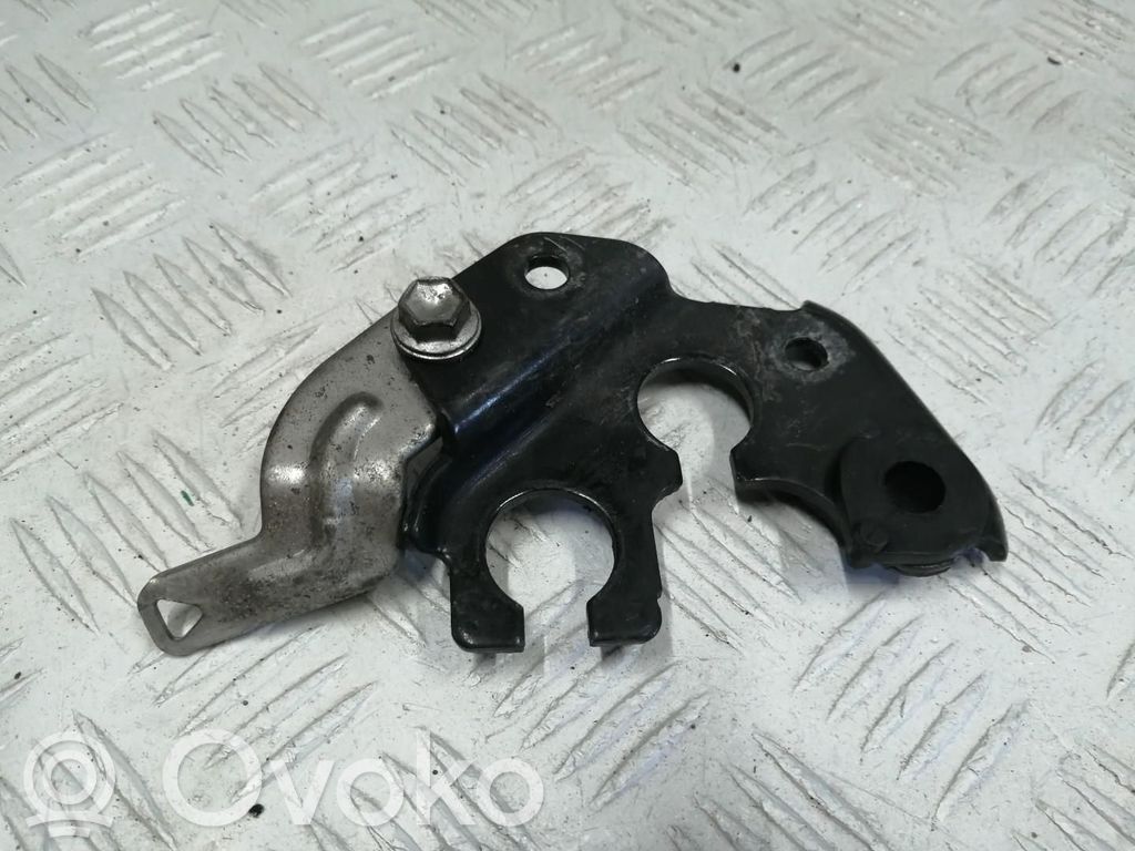 Gear shift cable bracket   VTI,BIEGOW,LINEK,VTI