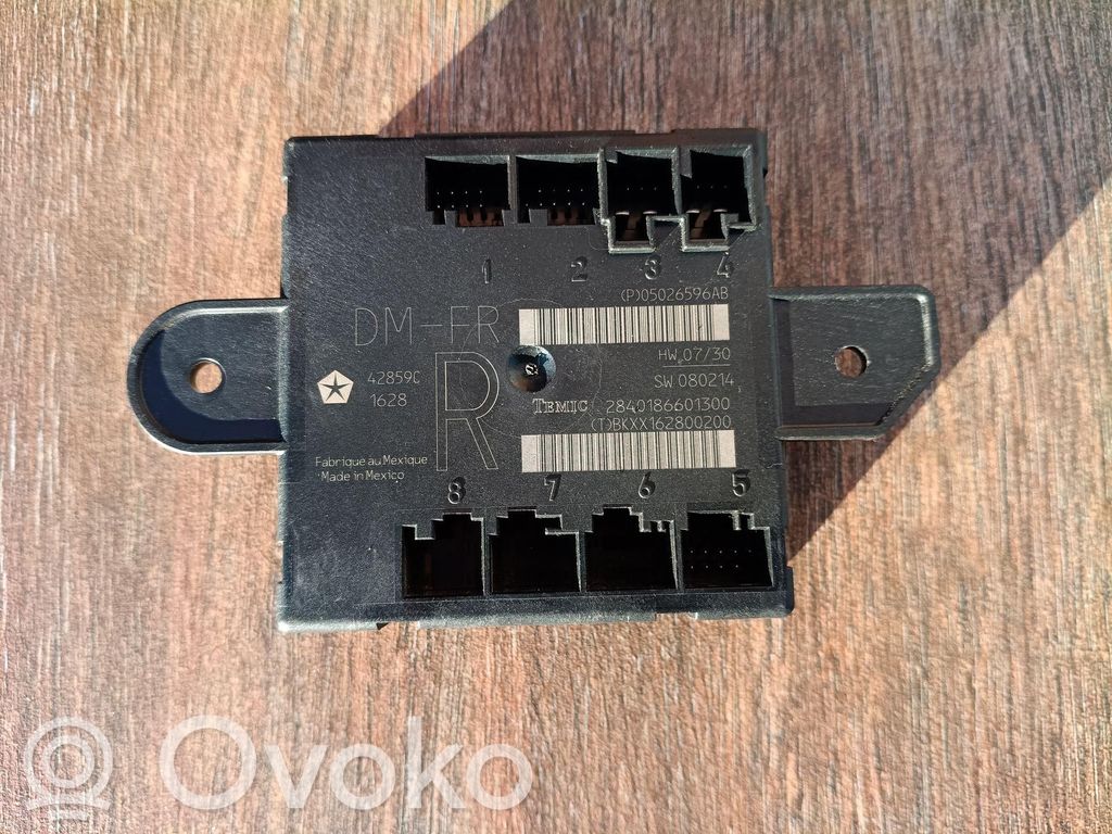 Jeep Cherokee IV KK Door control unit/module 