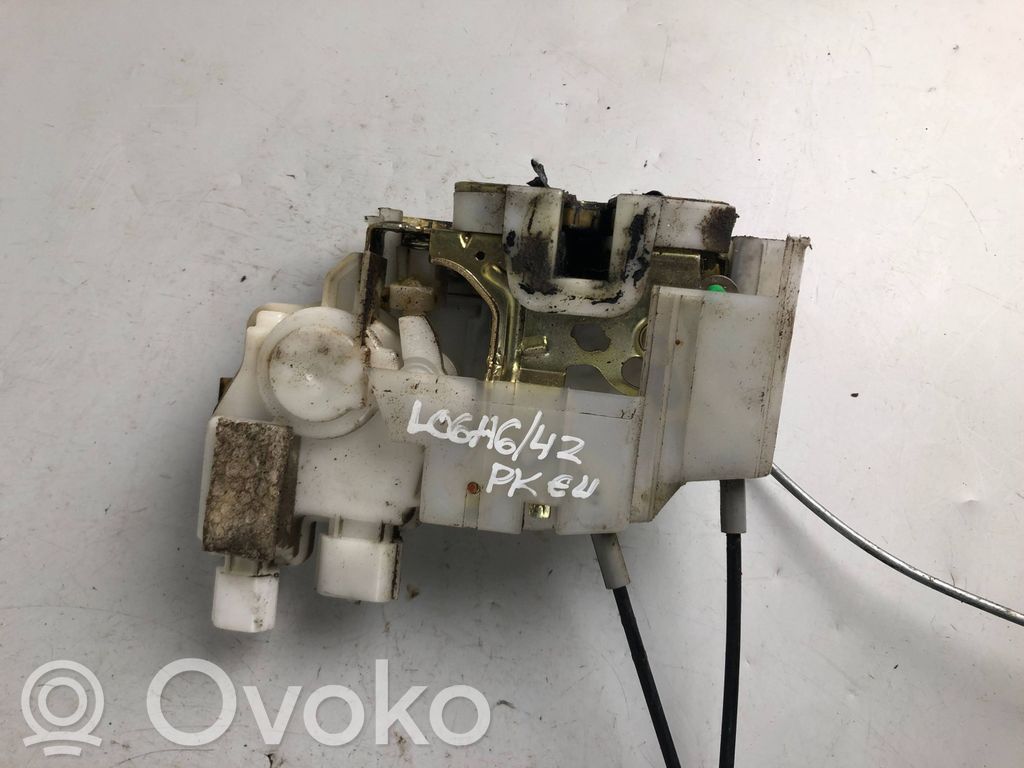 Subaru Legacy Priekšpusē slēdzene 