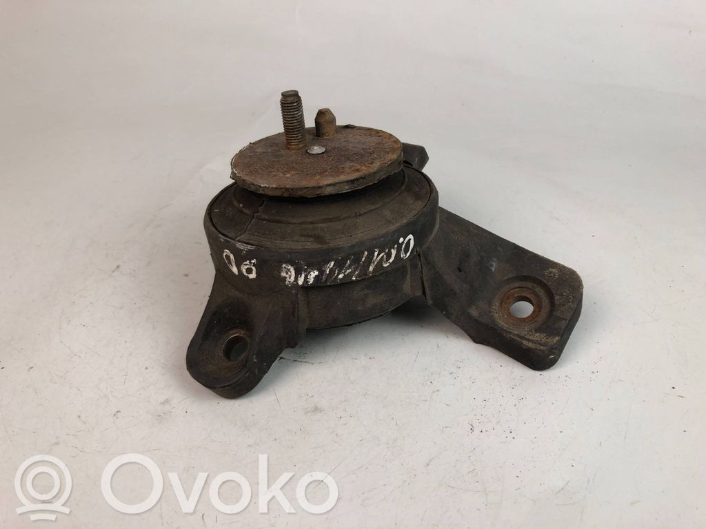 Engine mount bracket