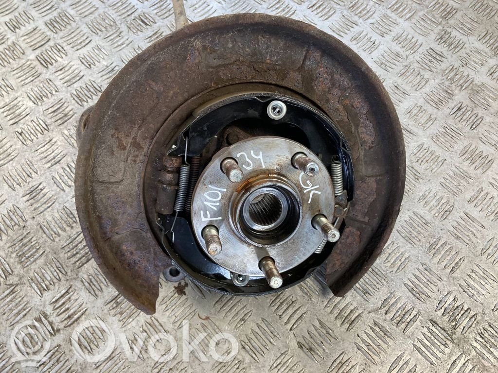 Cubo de rueda trasera