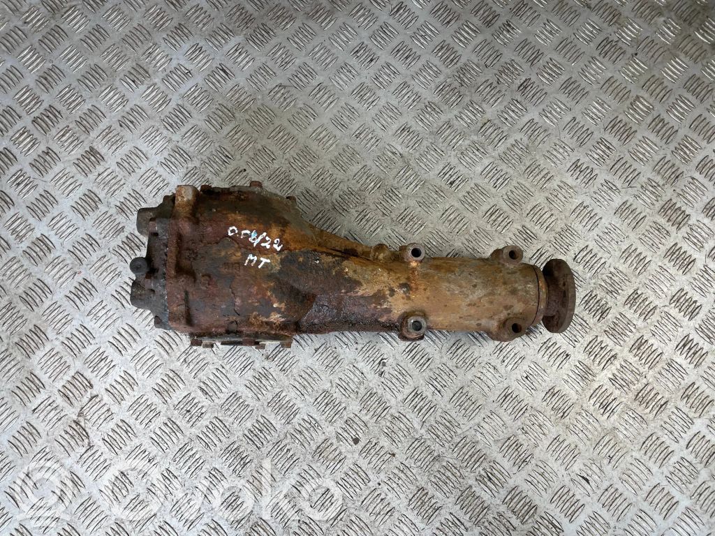 Galinis reduktorius   27011AA511,27011AA880