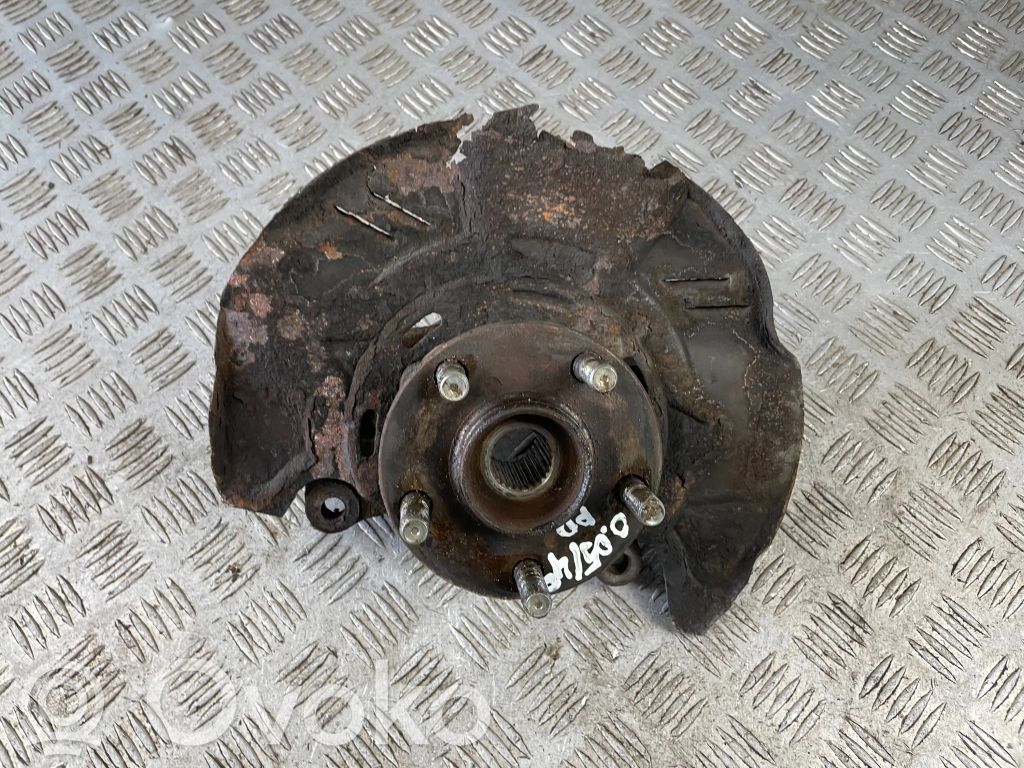 Front wheel hub