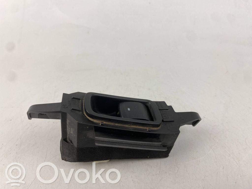 Subaru Outback Electric window control switch 