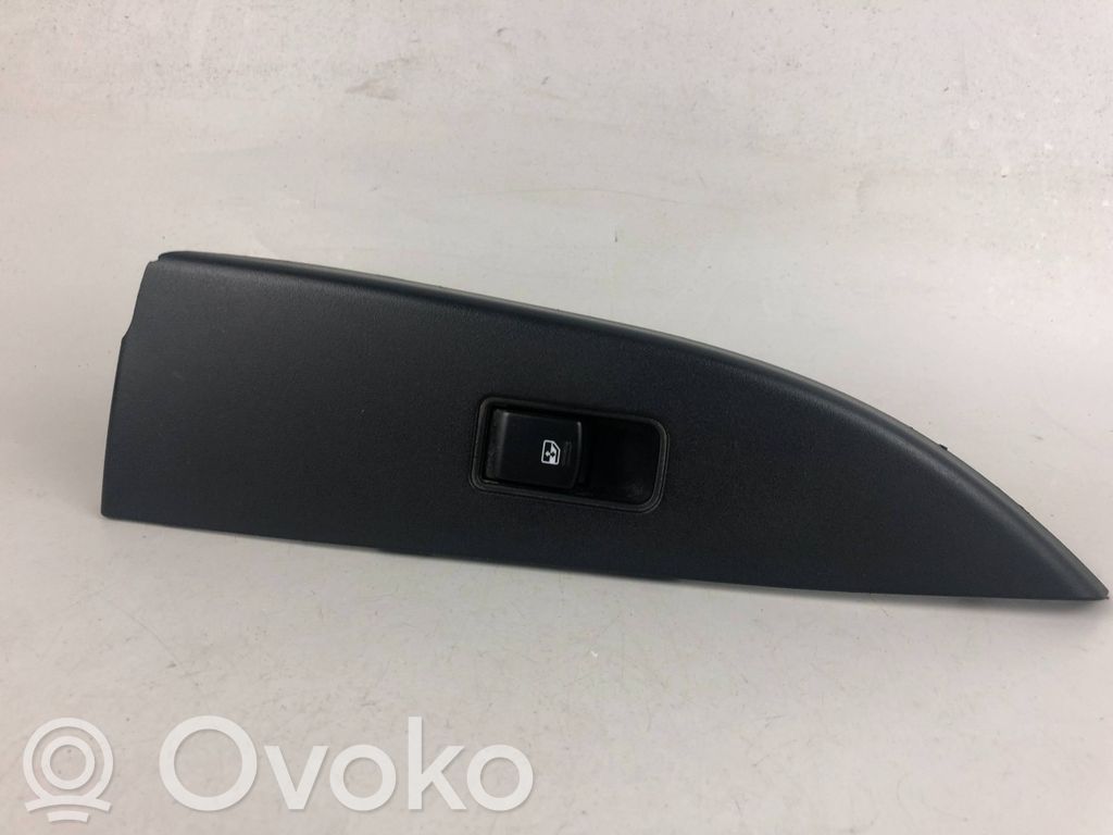 Subaru Outback Electric window control switch 