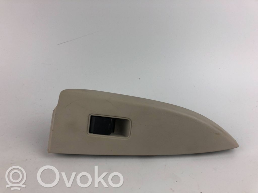 Subaru Outback Electric window control switch 