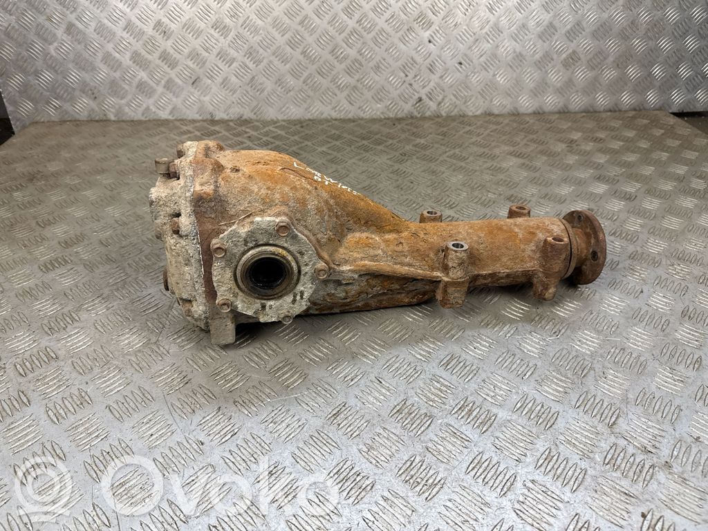Hinterachsdifferential   27011AA413