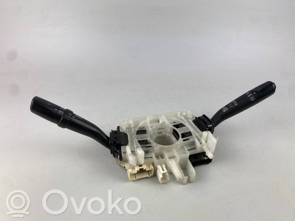 Subaru Forester SG Wiper turn signal indicator stalk/switch 