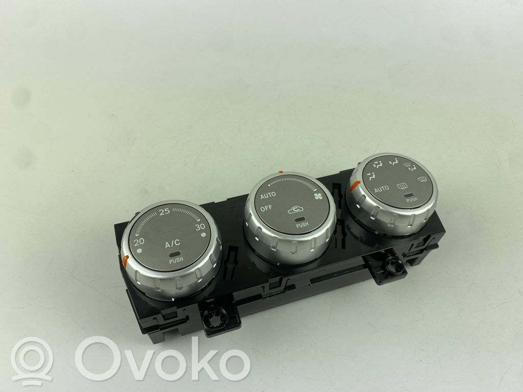 Subaru Forester SG Climate control unit 