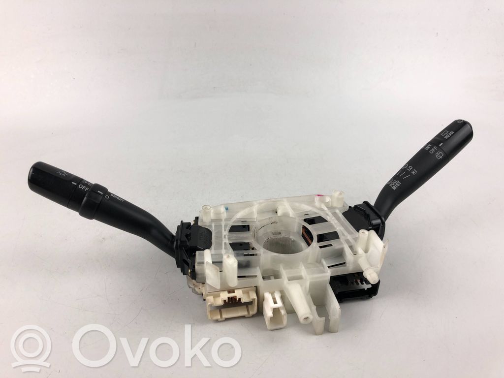 Subaru Forester SG Wiper turn signal indicator stalk/switch 