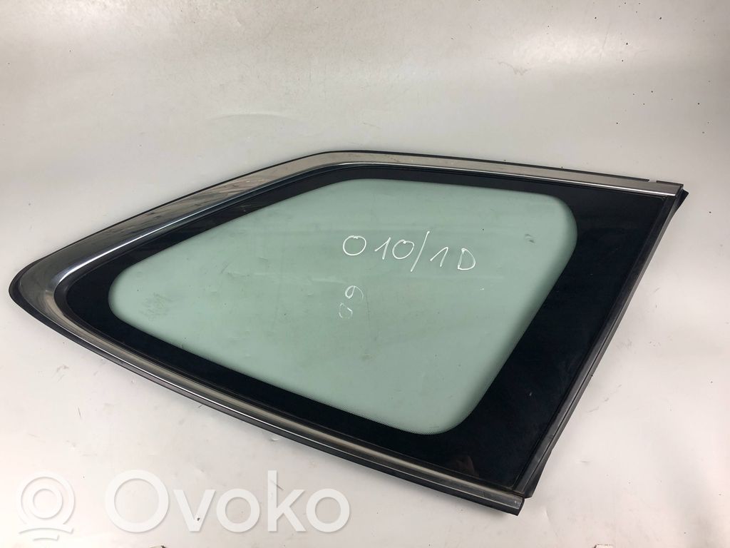 Vidrio lateral trasero   E643R00011