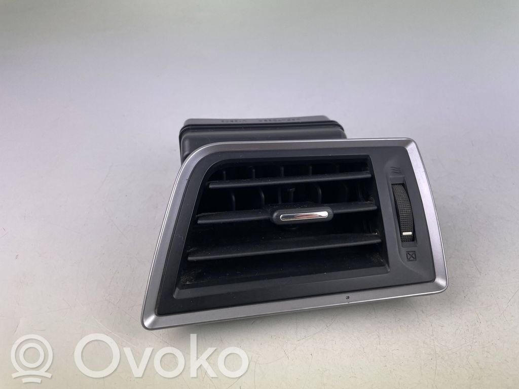 Subaru Outback (BS) Moldura protectora de la rejilla de ventilación lateral del panel 