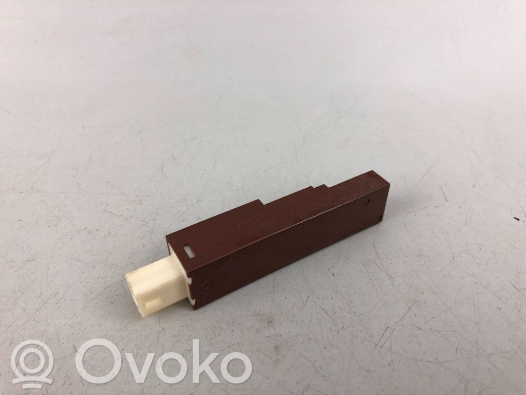 Moduł / Sterownik systemu uruchamiania bezkluczykowego   P4D13200966,P4D132,00966