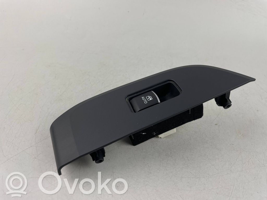 Subaru Outback (BS) Front fog light 