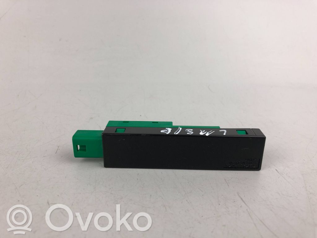 Antenne des Keyless-Systems   1027