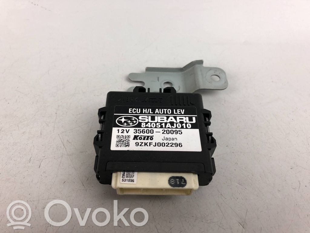 Subaru Outback Light module LCM 