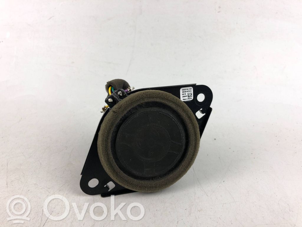 Subaru Outback (BS) Altavoz del panel 