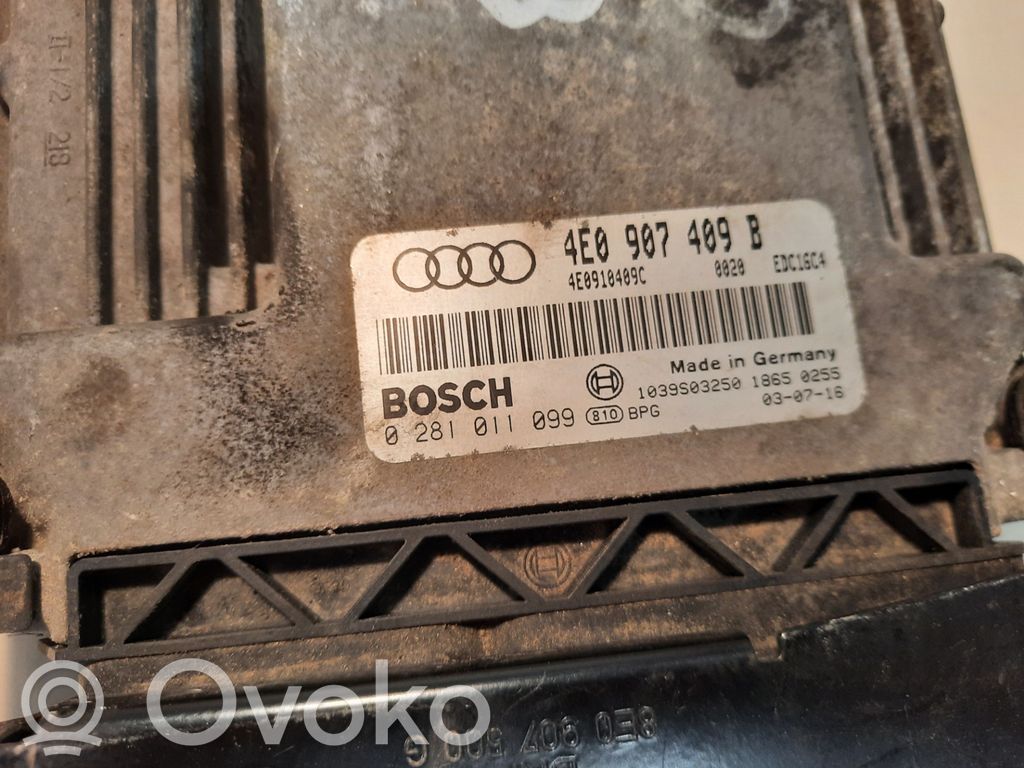 Audi A8 S8 D3 4E Variklio valdymo blokas 