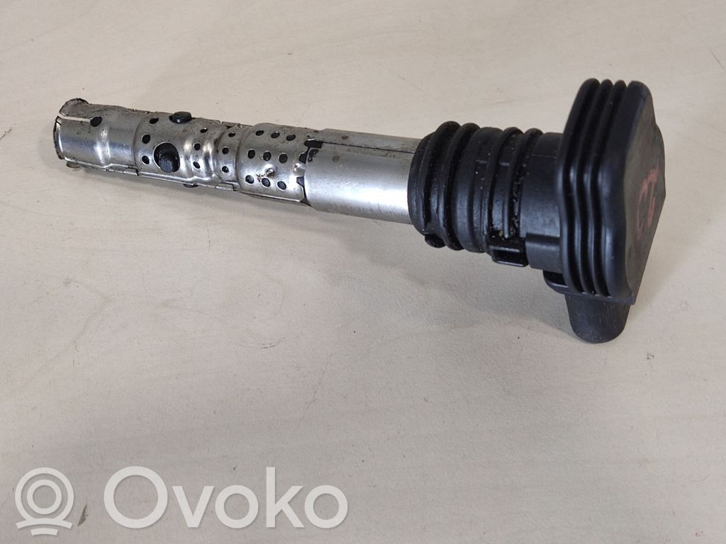 Audi A4 S4 B8 8K Cewka zapłonowa wysokiego napięcia 