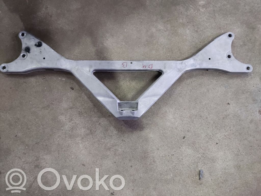 Audi A8 S8 D4 4H Kita variklio skyriaus detalė 