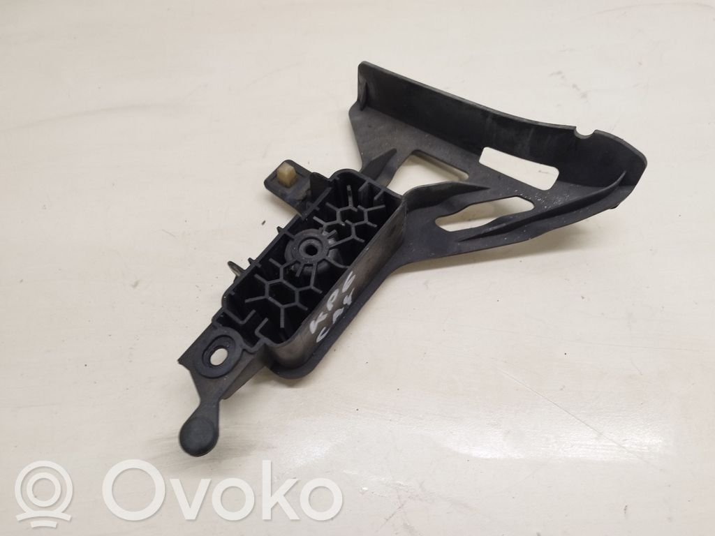 Porsche Cayenne (92A) Jacking socket point 