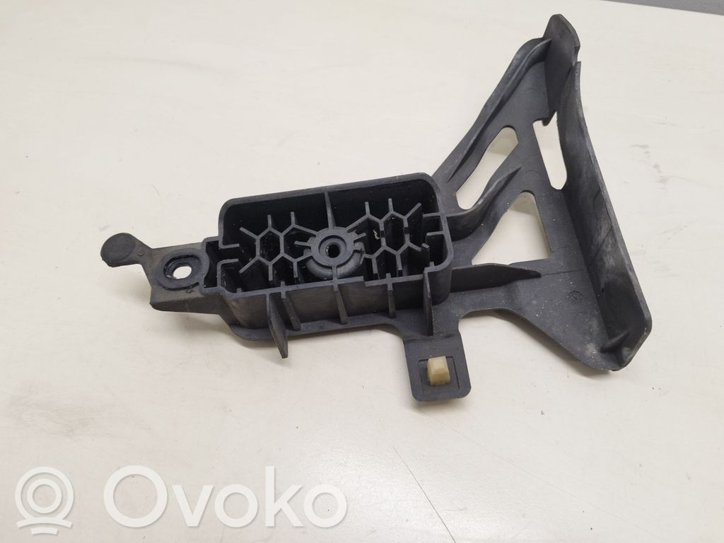 Porsche Cayenne (92A) Jacking socket point 