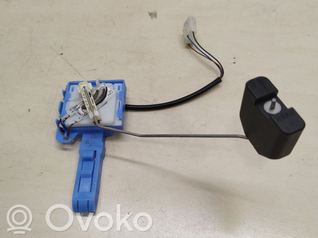 Volkswagen Touareg II Fuel level sensor 