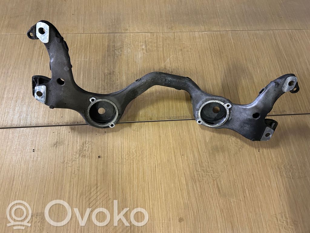 Porsche Cayenne (92A) Etuapurunko 