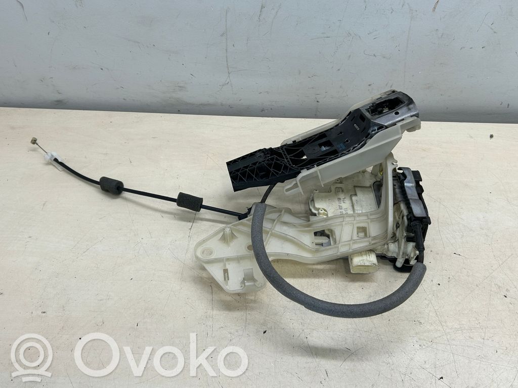 Porsche Cayenne (92A) Zamek drzwi przednich 